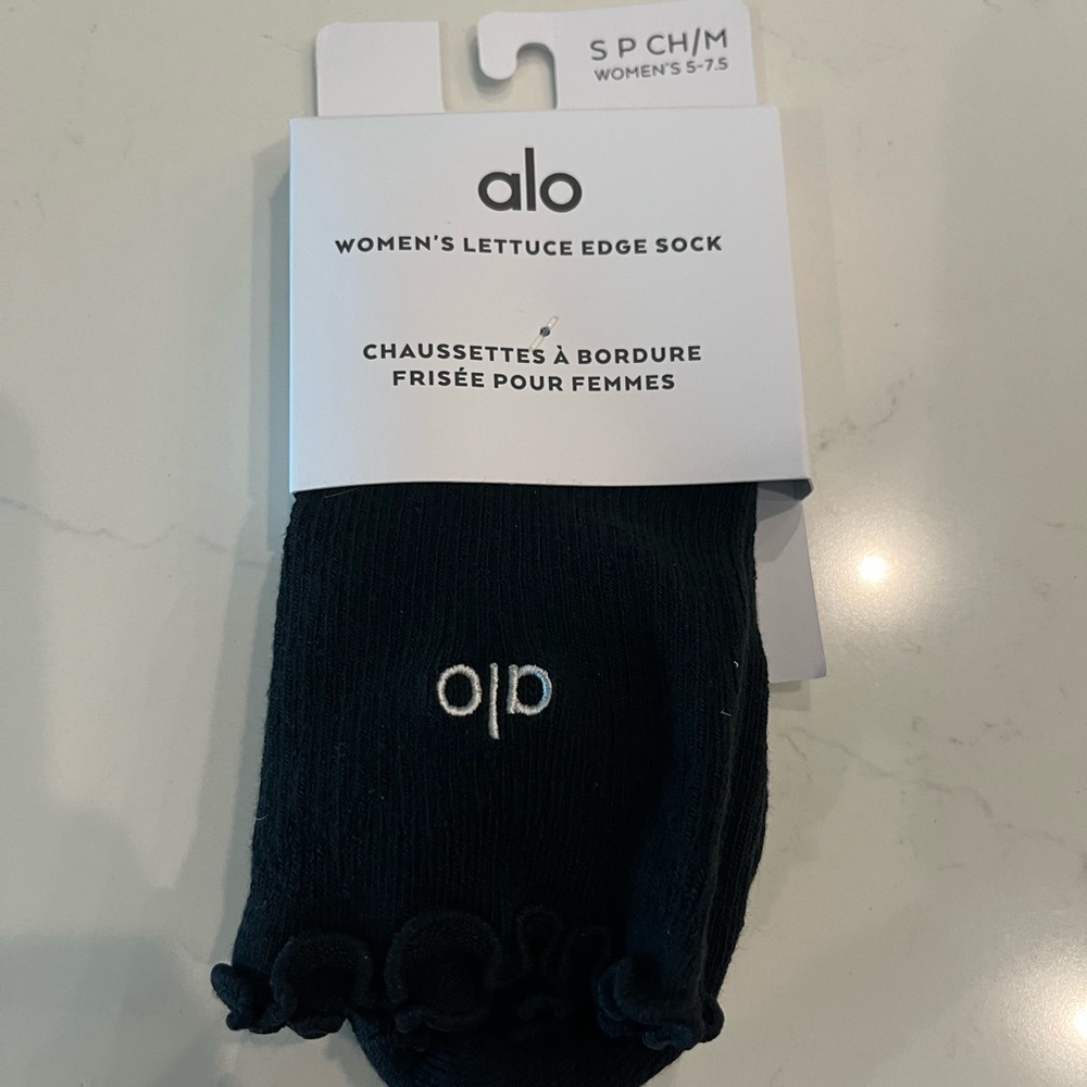 ALO Yoga Women's Black Lettuce Edge Socks